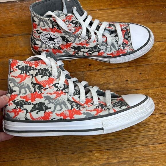 Chuck Taylor All Star Hi Poppy Glow Dinosaur Daze Youth Boys Sneakers Size 2.5 - Picture 4 of 9